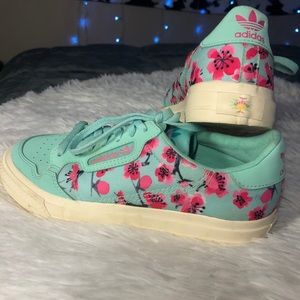 Women’s Adidas Arizona Tea Shoes